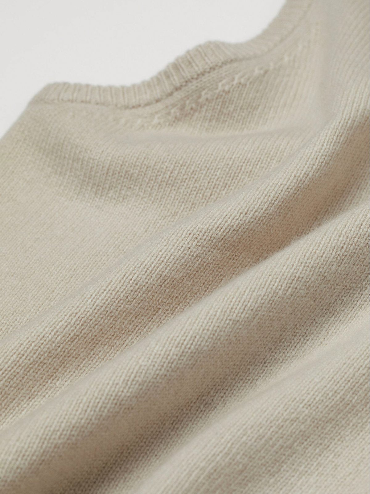 Cashmere Sweater | LUMERITH women's fashion