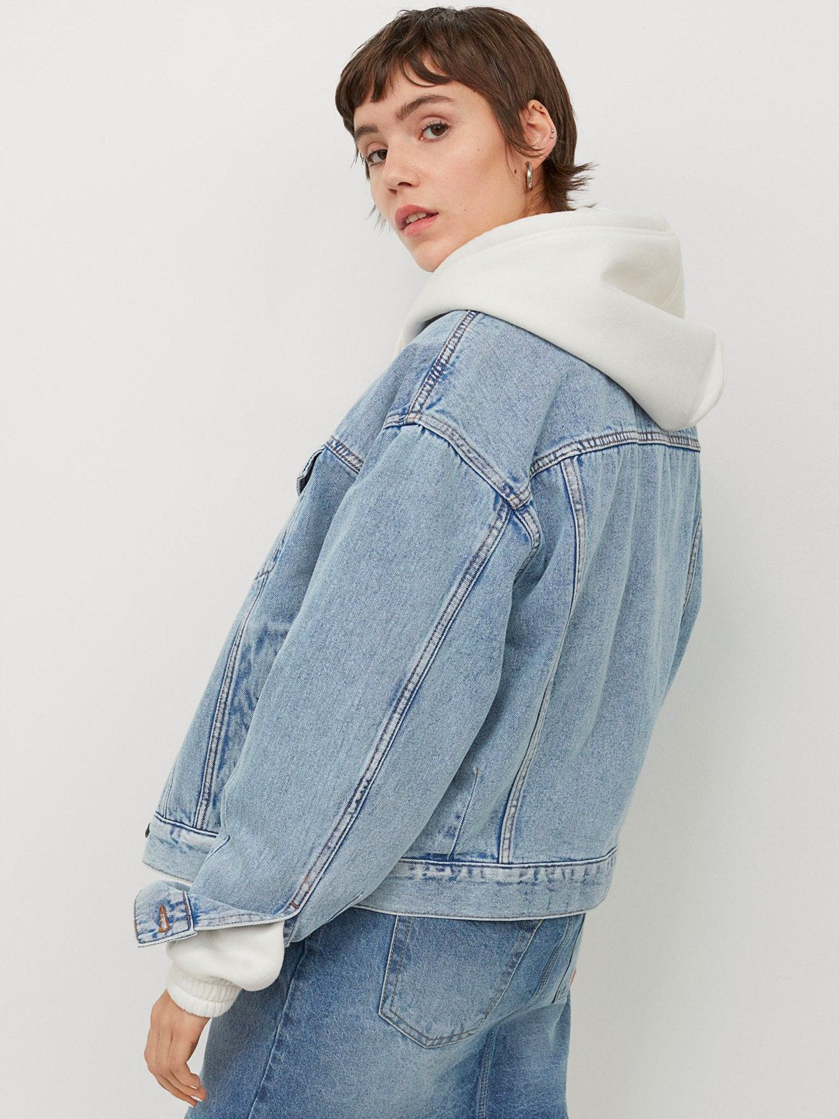 Light Denim Jacket | LUMERITH women's fashion